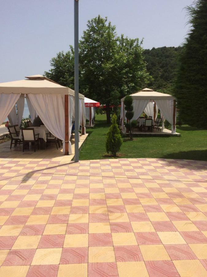 Lake Park Restaurant Pogradec