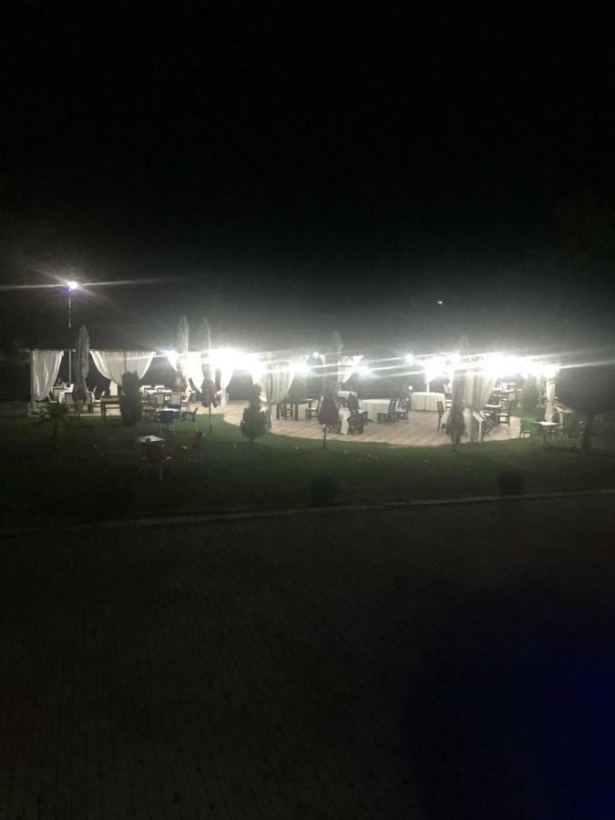 Lake Park Restaurant *
